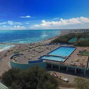 Happy Camp Mobile Homes In Village Rosapineta Rosolina Mare